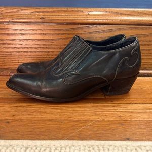 Dingo Western Black Leather Slip-on Ankle Boot